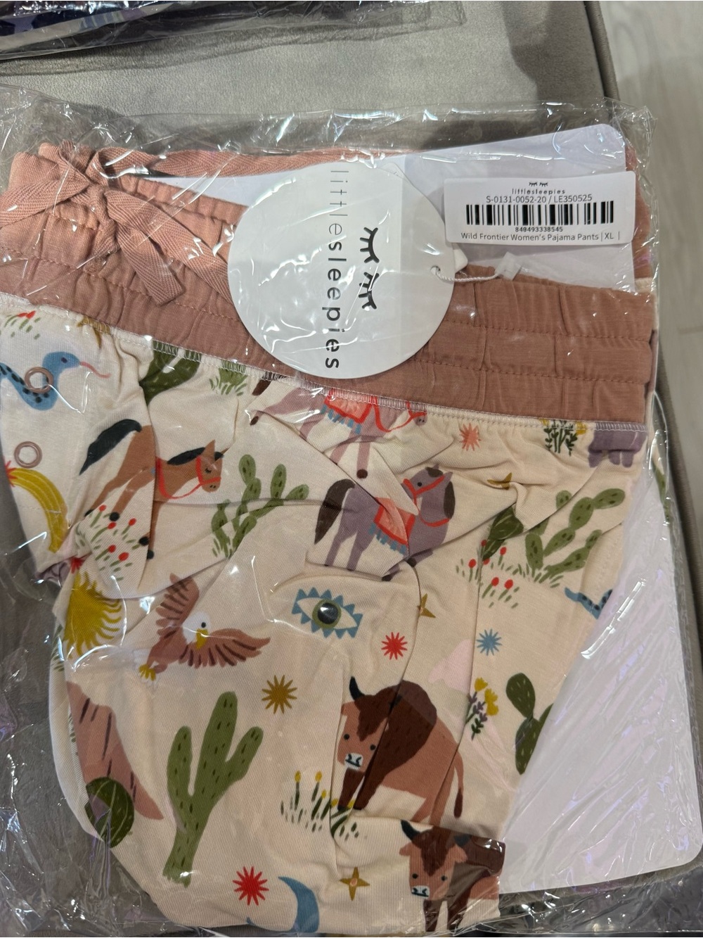 NEW Little Sleepies Wild Frontier
Women's Bamboo Jogger
Pajama Pants, Size XL